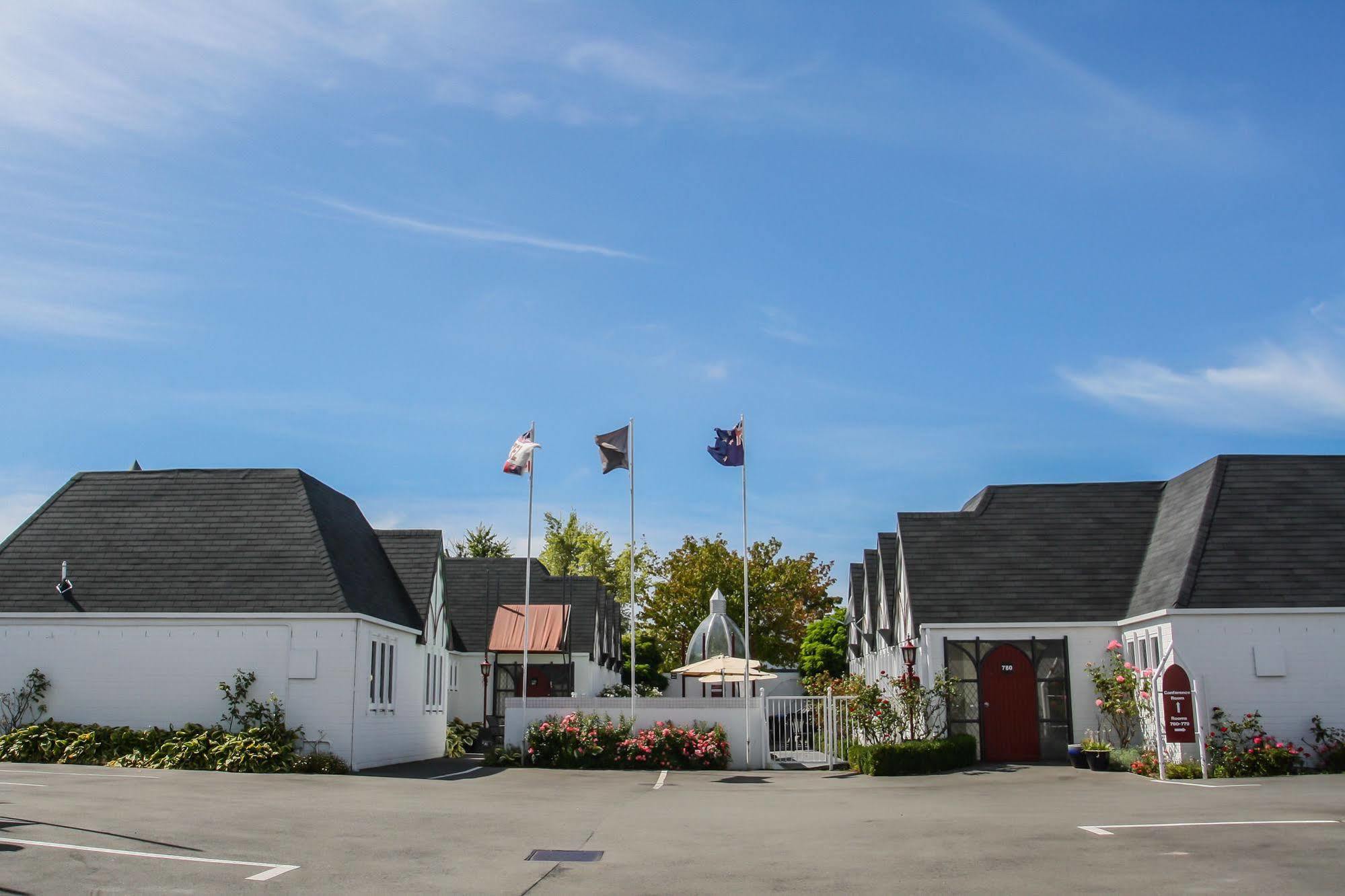 Camelot Motor Lodge Крайстчёрч Экстерьер фото